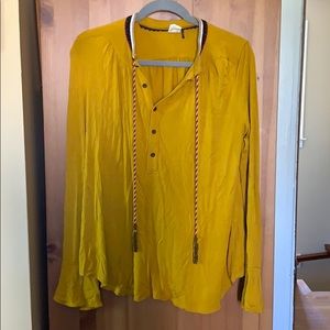 Anthropologie Akemi + Kin blouse